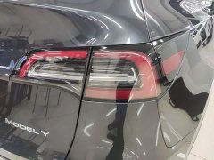 Tesla Model Y Rear-Wheel Drive - ფოტო 8