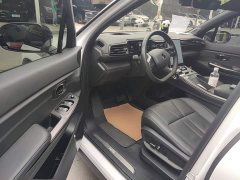 NIO ES8 2020 580KM Six-Seater - ფოტო 16