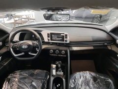 Hyundai Elantra 2023 1.5L CVT GLS Leading Edition - ფოტო 10