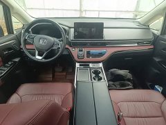 Honda Odyssey 2.0L e:HEV Premium - ფოტო 10