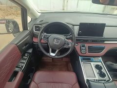 Honda Odyssey 2.0L e:HEV Premium - ფოტო 11
