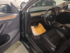 Tesla Model Y Rear-Wheel Drive - ფოტო 16