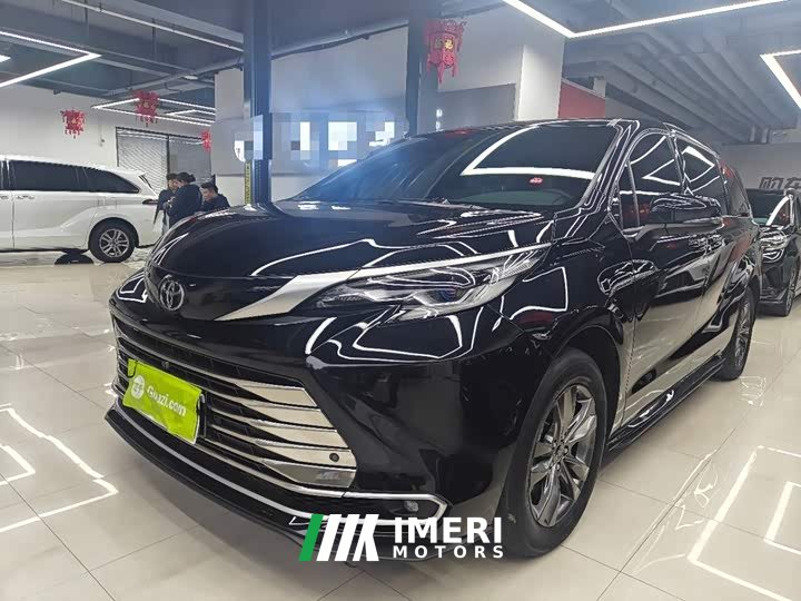 Toyota Sienna 2.5L Hybrid AWD Premium - ავტომობილი ჩინეთიდან