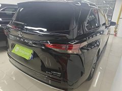 Toyota Sienna 2.5L Hybrid AWD Premium - ფოტო 7