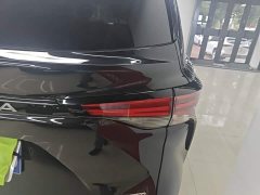 Toyota Sienna 2.5L Hybrid AWD Premium - ფოტო 8