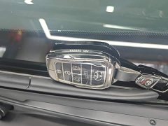 Toyota Sienna 2.5L Hybrid AWD Premium - ფოტო 9