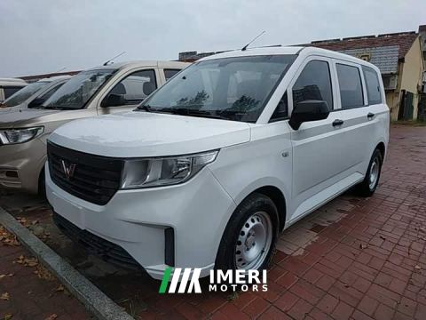2023 Wuling Hongguang PLUS 1.5L Manual Standard 7-Seater