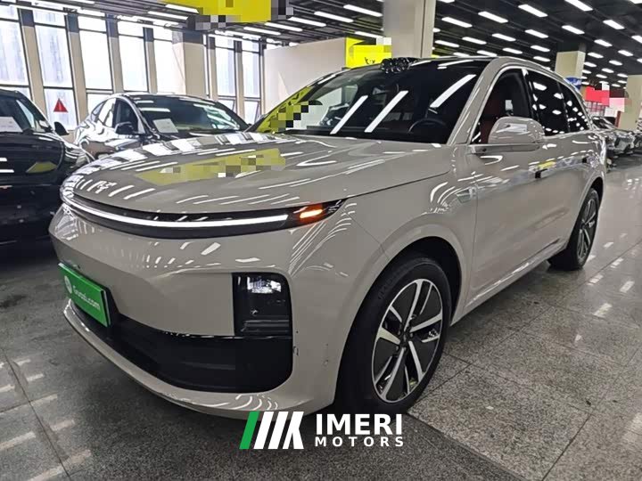Li Auto L6 Max - ავტომობილი ჩინეთიდან