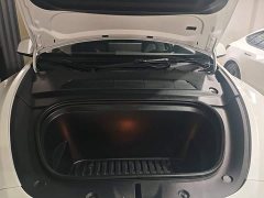 Tesla Model Y Rear-Wheel Drive - ფოტო 20