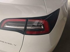 Tesla Model Y Rear-Wheel Drive - ფოტო 8
