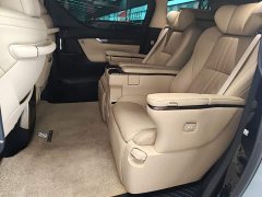 Toyota Alphard 2021 Hybrid 2.5L Premium Edition - ფოტო 17