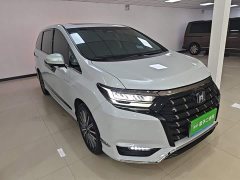 Honda Odyssey 2024 2.0L e:HEV Luxury - ფოტო 4