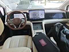 BYD Xia DM-i 1.5T 180km Excellence - ფოტო 10