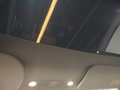 Tesla Model Y Long Range All-Wheel Drive - ფოტო 18