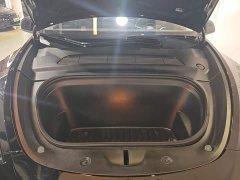 Tesla Model Y Long Range All-Wheel Drive - ფოტო 20