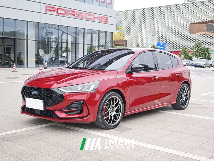Lynk & Co Focus Hatchback EcoBoost 180 Automatic ST Line