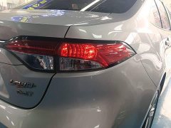 Toyota Corolla 1.8L CVT Luxury - ფოტო 8