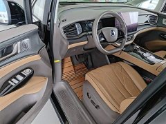 Denza D9 2022 DM-i 970 AWD Flagship - ფოტო 16