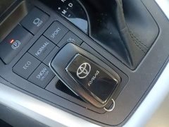Toyota RAV4 2021 2.0L CVT AWD Fashion Plus Edition - ფოტო 9
