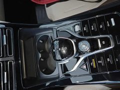BYD Qin PLUS Glory Edition DM-i 55KM Leading - ფოტო 10