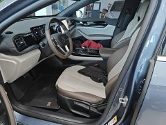 BYD Qin PLUS Glory Edition DM-i 55KM Leading - ფოტო 11