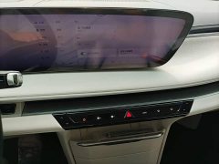 Buick GL8 New Energy Luzun Respect Edition 7-Seater - ფოტო 13