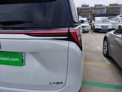 Buick GL8 New Energy Luzun Respect Edition 7-Seater - ფოტო 8