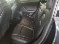 Tesla Model Y Rear-Wheel Drive - ფოტო 17