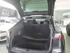 Tesla Model Y Rear-Wheel Drive - ფოტო 19