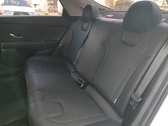 Hyundai Elantra 1.5L CVT Luxury - ფოტო 17