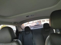Hyundai Elantra 1.5L CVT Luxury - ფოტო 18