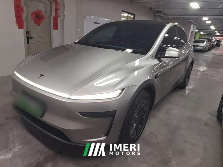 Tesla Model Y L Long Range All-Wheel Drive - ავტომობილი ჩინეთიდან
