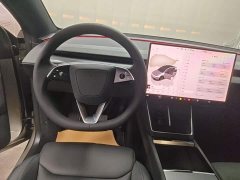 Tesla Model Y L Long Range All-Wheel Drive - ფოტო 11