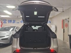 Tesla Model Y L Long Range All-Wheel Drive - ფოტო 19