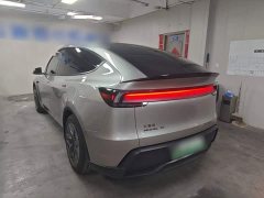 Tesla Model Y L Long Range All-Wheel Drive - ფოტო 5