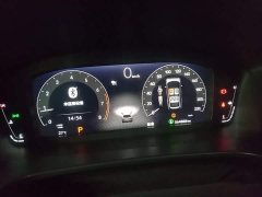 Honda CR-V 240TURBO FWD Luxury 5-Seater - ფოტო 12