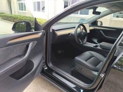 Tesla Model Y Standard Range RWD - ფოტო 16