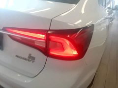 SAIC MG i5 2020 1.5L Automatic 4G Connected Flagship Edition - ფოტო 8