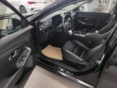 Nissan Sylphy 2023 1.6L CVT Comfort Edition - ფოტო 16