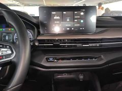 Geely Emgrand X3 PRO 1.5L CVT Luxury - ფოტო 13