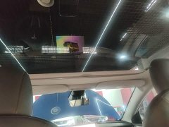 Tesla Model Y Long Range All-Wheel Drive - ფოტო 18
