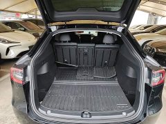 Tesla Model Y Rear-Wheel Drive - ფოტო 19