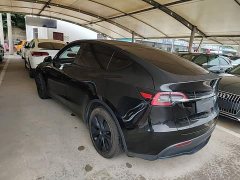 Tesla Model Y Rear-Wheel Drive - ფოტო 5