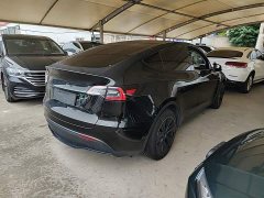 Tesla Model Y Rear-Wheel Drive - ფოტო 7