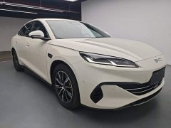 BYD Dolphin 06 DM-i Smart Drive 120KM Deluxe - ფოტო 4