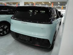 Zeekr Geely Zeekr MIX 2025 Long Range Smart Driving Edition - ფოტო 4