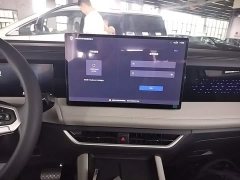 Volkswagen Jetta VS8 280TSI Automatic All-Purpose Edition - ფოტო 4