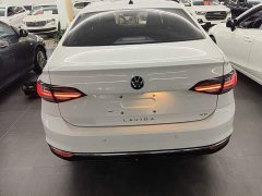 Volkswagen Lavida 2023 Sharp 1.5L Automatic New Vision Edition - ფოტო 6