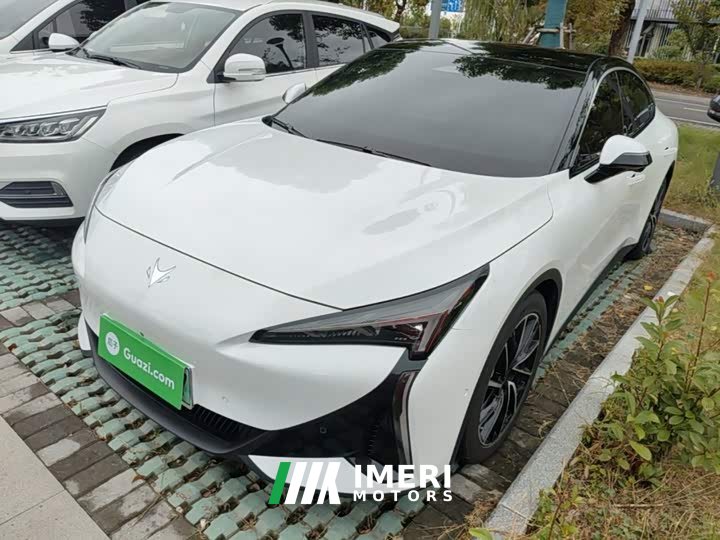 Arcfox Alpha S5 2025 Facelift 668MAX Shenxing Edition 200kW - ავტომობილი ჩინეთიდან