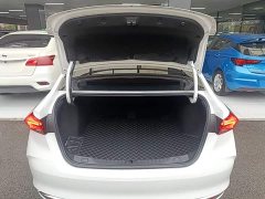 Buick Excelle Pro Comfort Edition - ფოტო 19